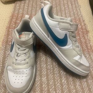 Nike Court Borough Low 2 Cream Boy’s Sneakers